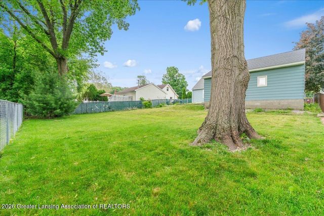 4172 Watson Avenue, Holt, MI 48842