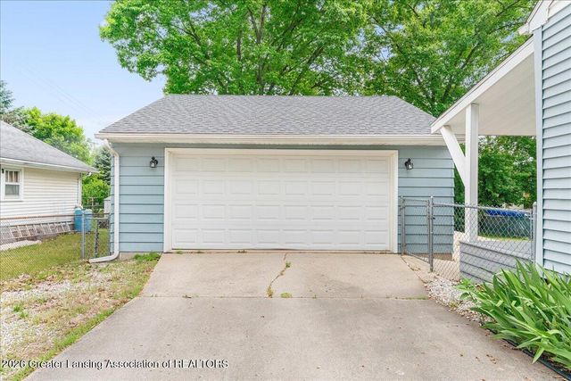 4172 Watson Avenue, Holt, MI 48842