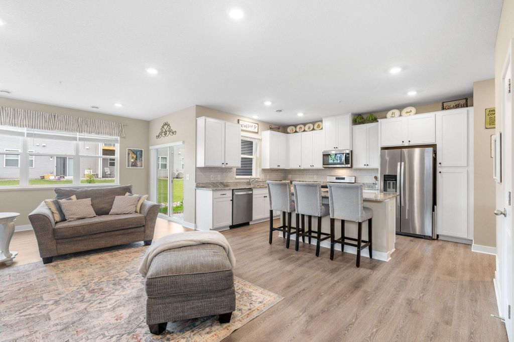 11175 Balsam Pointe Trail, Dayton, MN 55327