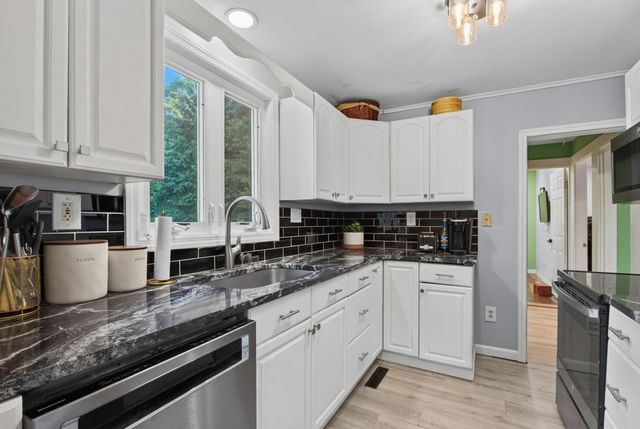 19 Marjorie Street, Hudson, MA 01749