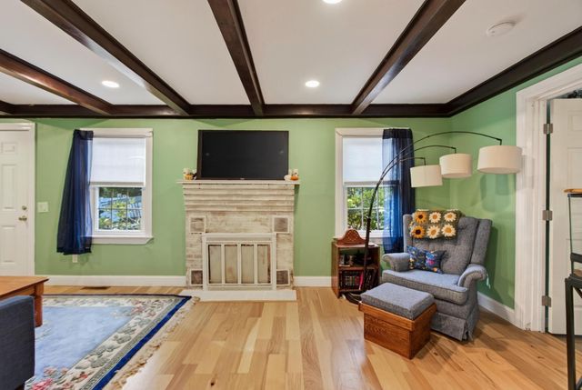 19 Marjorie Street, Hudson, MA 01749