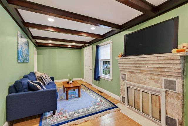 19 Marjorie Street, Hudson, MA 01749