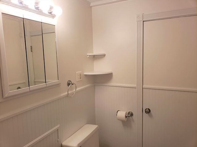 33 Jacqueline Rd A, Waltham, MA 02452