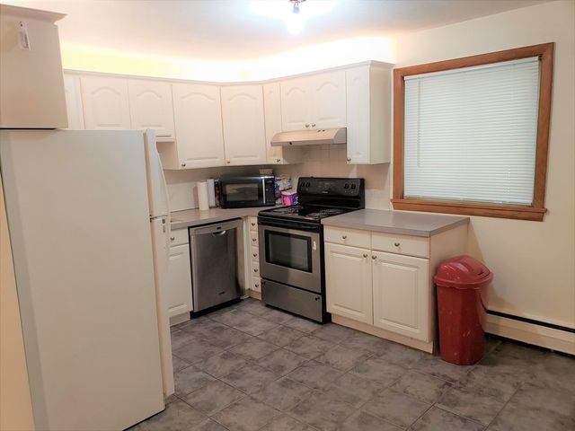 33 Jacqueline Rd A, Waltham, MA 02452