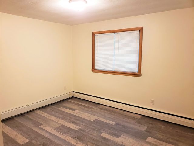 33 Jacqueline Rd A, Waltham, MA 02452