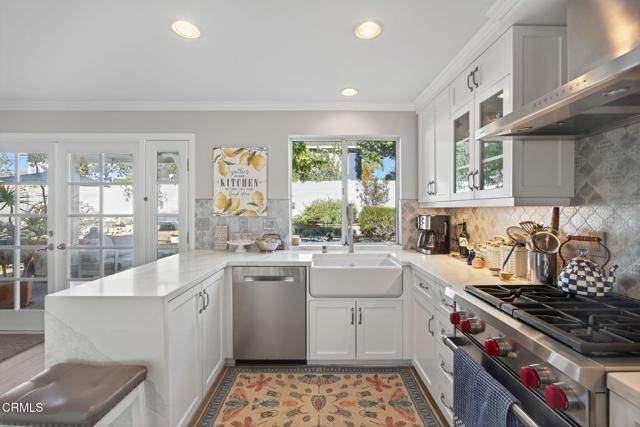 9305 Hollister Street, Ventura, CA 93004