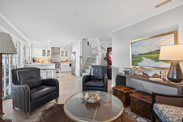 9305 Hollister Street, Ventura, CA 93004