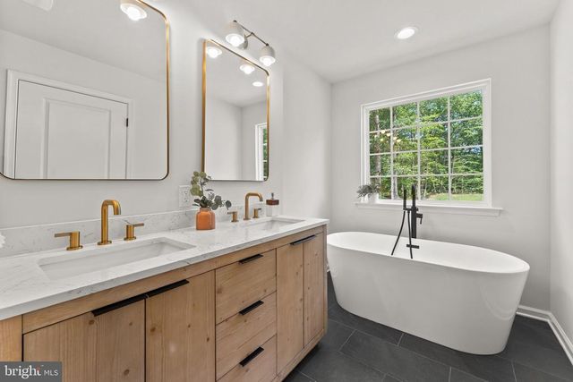 12817 PLANTATION DR, Spotsylvania, VA 22551
