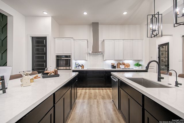 527 Corwin Springs, Cibolo, TX 78108