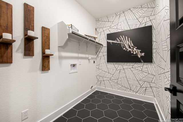 527 Corwin Springs, Cibolo, TX 78108