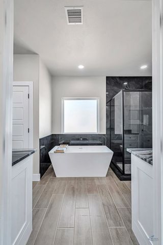 10801 W County Rd 142, Midland, TX 79706