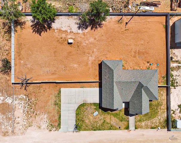 10801 W County Rd 142, Midland, TX 79706