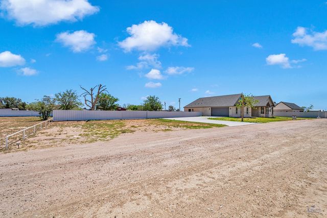 10801 W County Rd 142, Midland, TX 79706