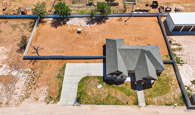 10801 W County Rd 142, Midland, TX 79706