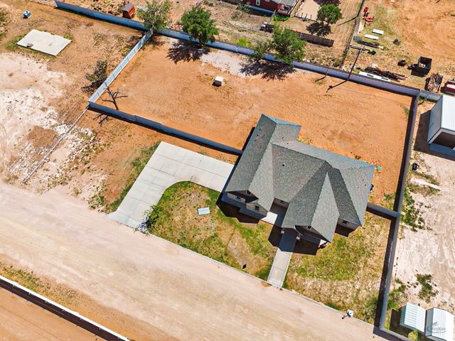 10801 W County Rd 142, Midland, TX 79706