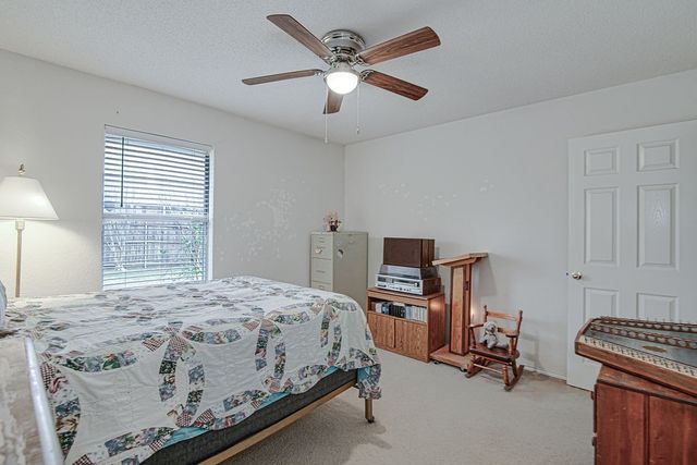 703 Windridge Lane, Burleson, TX 76028