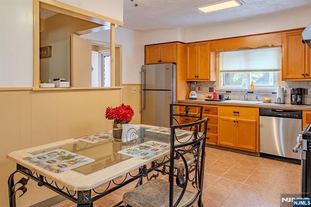 45 Morse, East Orange, NJ 07017