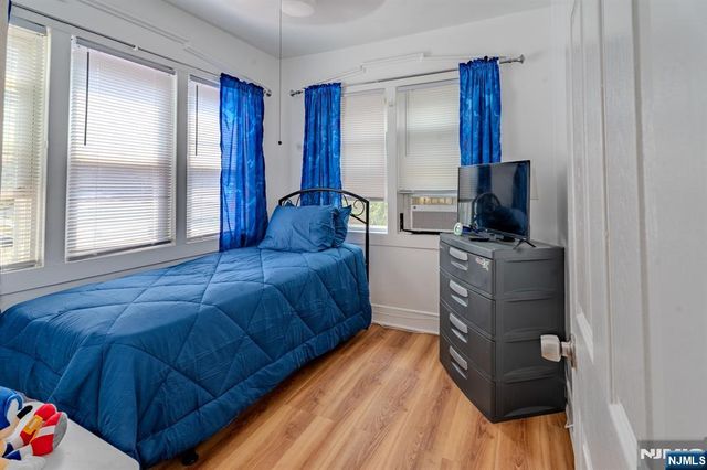 45 Morse, East Orange, NJ 07017