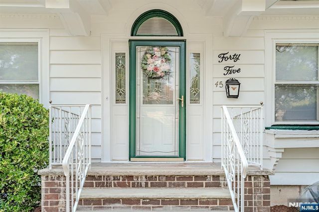 45 Morse, East Orange, NJ 07017