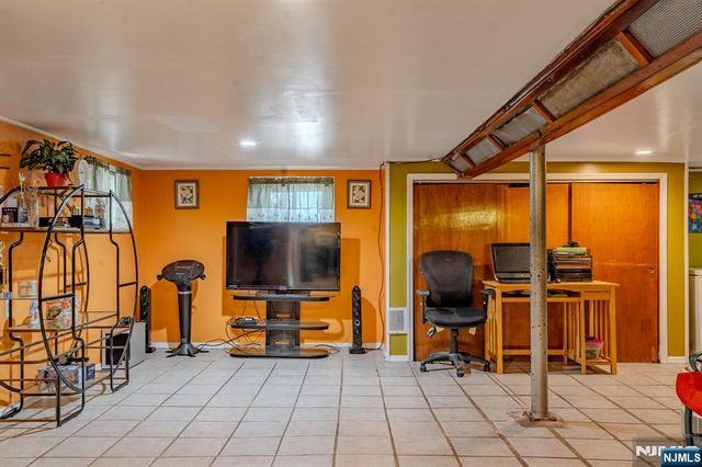 45 Morse, East Orange, NJ 07017
