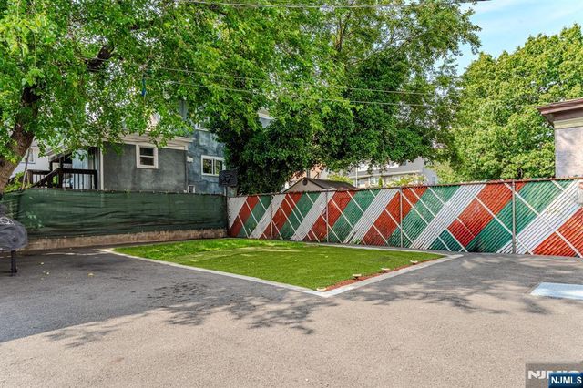 45 Morse, East Orange, NJ 07017