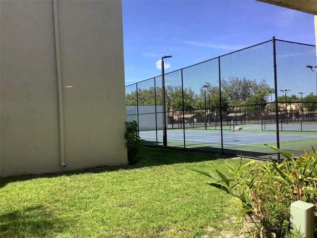 65 DEER CREEK Road H102, Deerfield Beach, FL 33442
