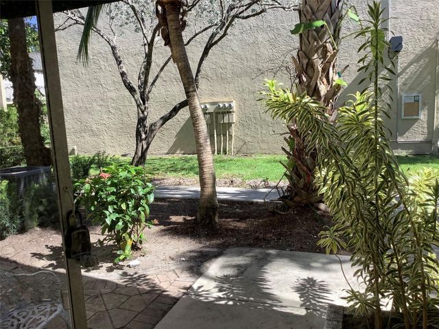 65 DEER CREEK Road H102, Deerfield Beach, FL 33442