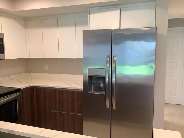 65 DEER CREEK Road H102, Deerfield Beach, FL 33442