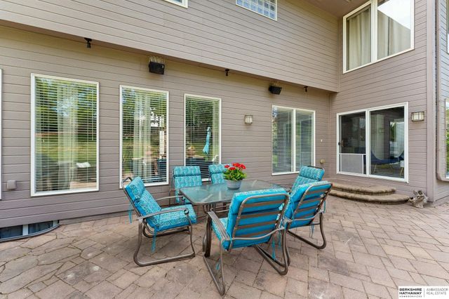 4004 Birchwood Drive, Bellevue, NE 68123