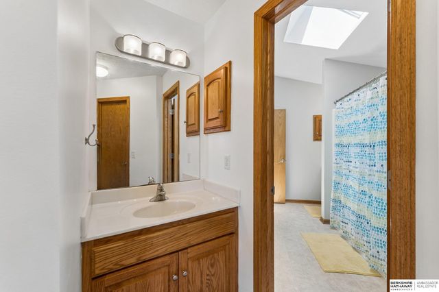 4004 Birchwood Drive, Bellevue, NE 68123