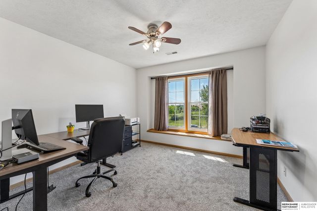 4004 Birchwood Drive, Bellevue, NE 68123