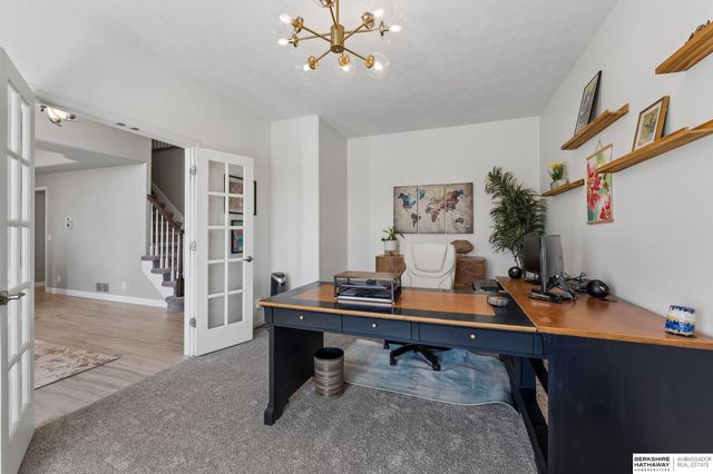 4004 Birchwood Drive, Bellevue, NE 68123