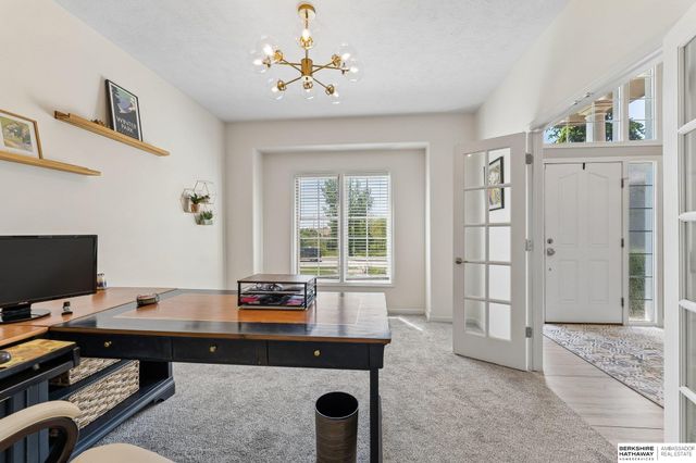 4004 Birchwood Drive, Bellevue, NE 68123