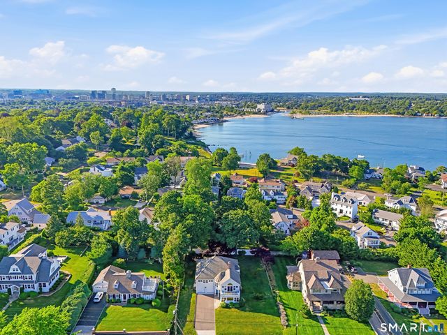 84 Hobson Street, Stamford, CT 06902