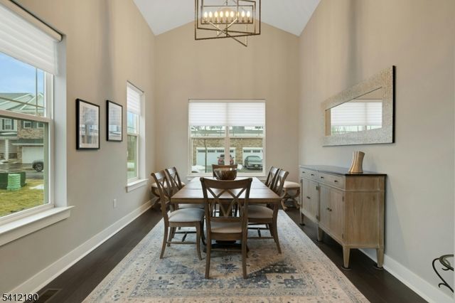 12 Stone Ct, Morris Twp., NJ 07960