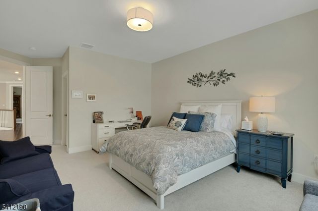 12 Stone Ct, Morris Twp., NJ 07960