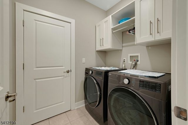 12 Stone Ct, Morris Twp., NJ 07960