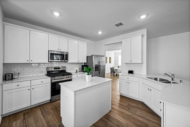 1312 Pistachio Drive, Azle, TX 76020