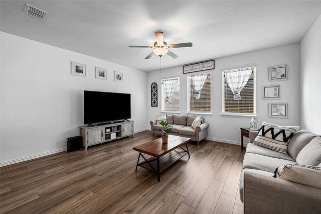 1312 Pistachio Drive, Azle, TX 76020