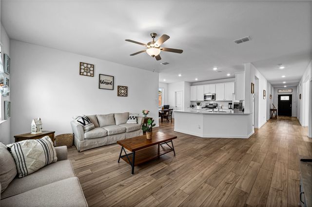 1312 Pistachio Drive, Azle, TX 76020