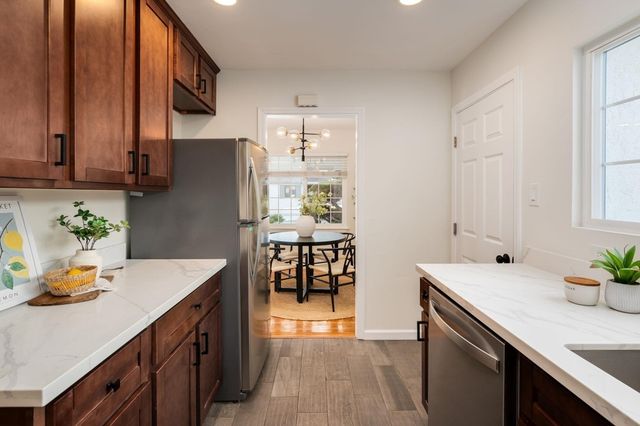 571 Pomona St, San Lorenzo, CA 94580