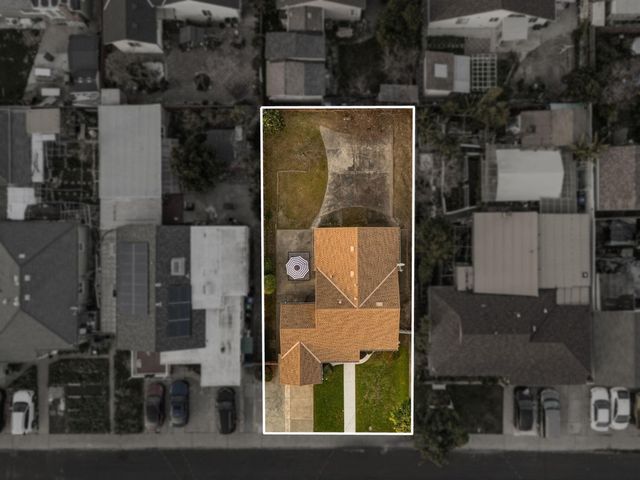 571 Pomona St, San Lorenzo, CA 94580