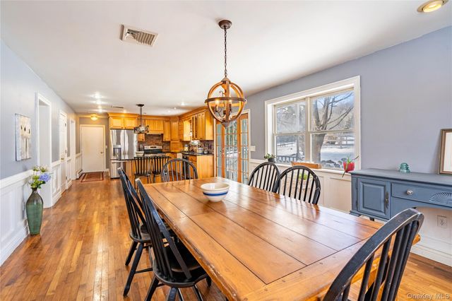 55 Bailey Road, New Hampton, NY 10958