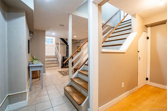 55 Bailey Road, New Hampton, NY 10958