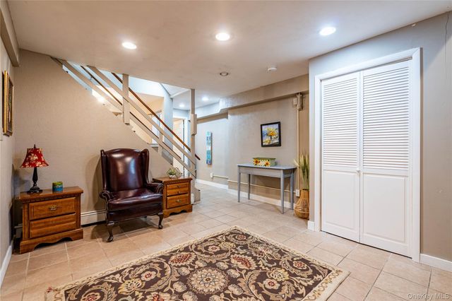 55 Bailey Road, New Hampton, NY 10958