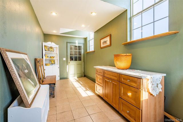 55 Bailey Road, New Hampton, NY 10958