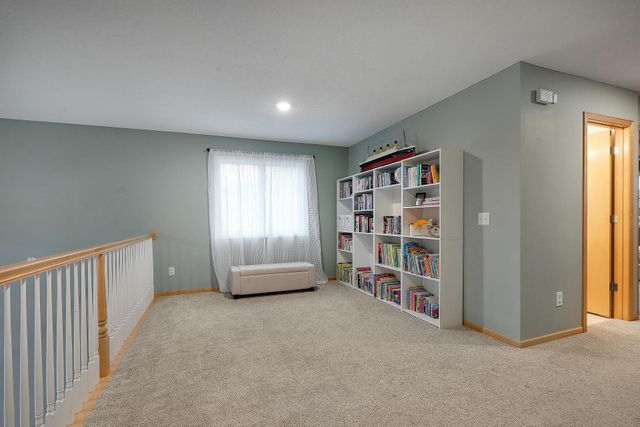 205 Butternut Circle, Carver, MN 55315