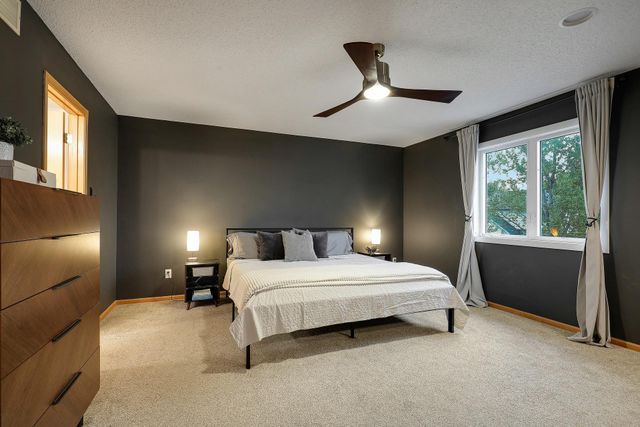 205 Butternut Circle, Carver, MN 55315