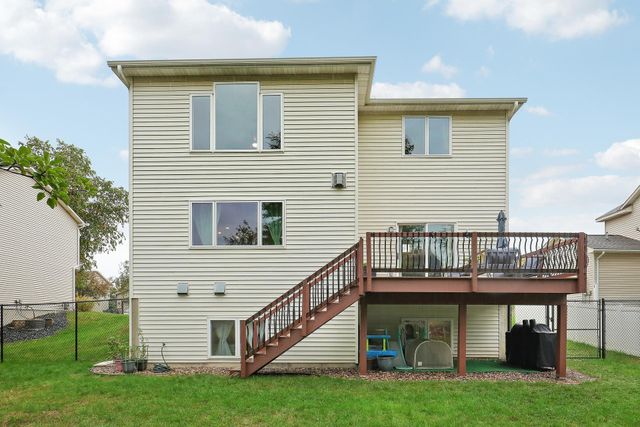 205 Butternut Circle, Carver, MN 55315