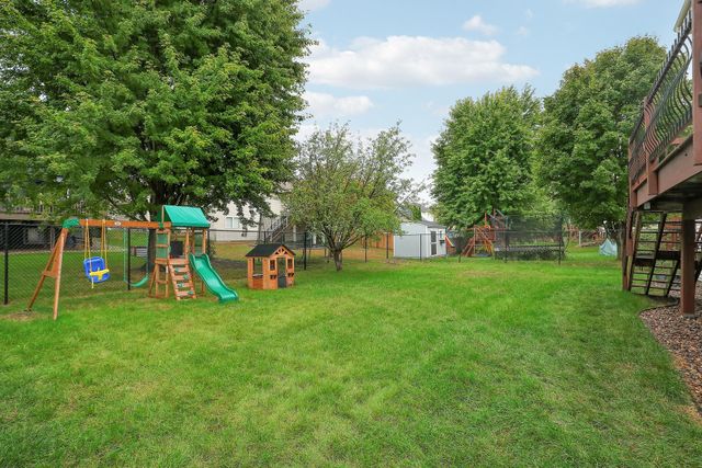 205 Butternut Circle, Carver, MN 55315